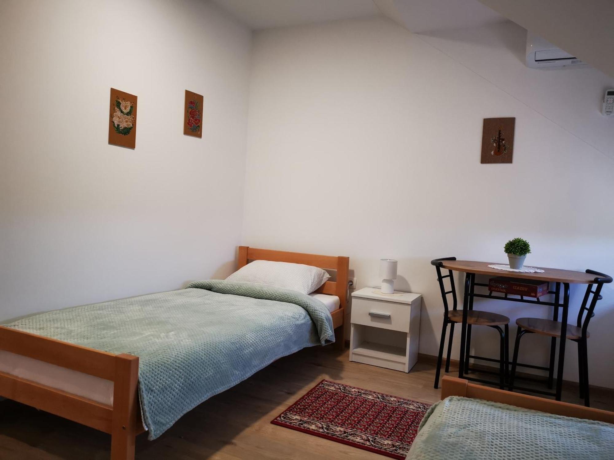 Sljivik Stari Holiday home *